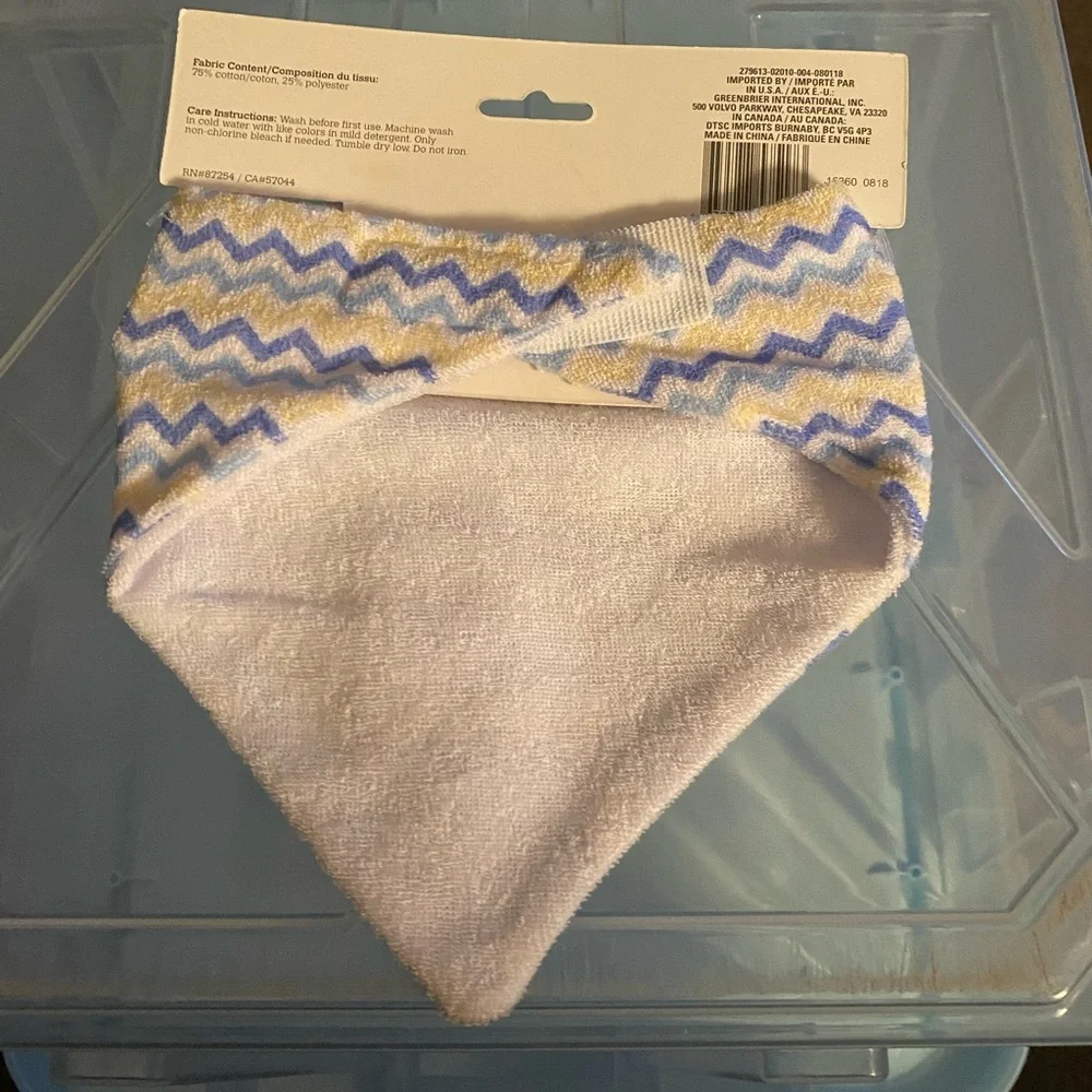 Bandana‎ Bib